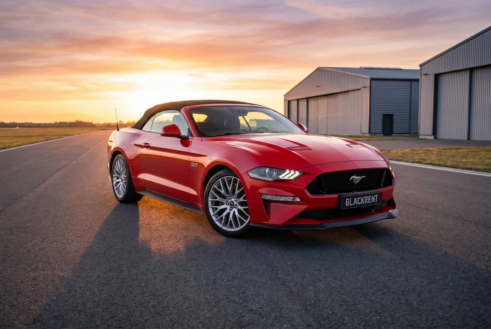 Ford Mustang GT 2020 - Kliknutím zobrazíte detail vozidla Ford Mustang GT 2020 petrol - Náhľad prémiového vozidla v BlackRent autopožičovni na Slovensku za 80,00€/deň