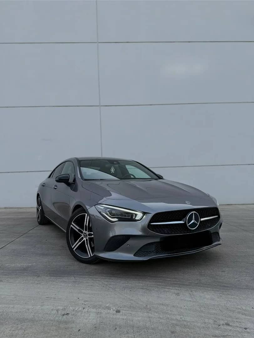 Mercedes-Benz CLA 2019 - Kliknutím zobrazíte detail vozidla Mercedes-Benz CLA 2019 diesel - Náhľad prémiového vozidla v BlackRent autopožičovni na Slovensku za 40,00€/deň